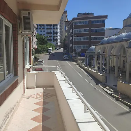 Large House * トラブゾン