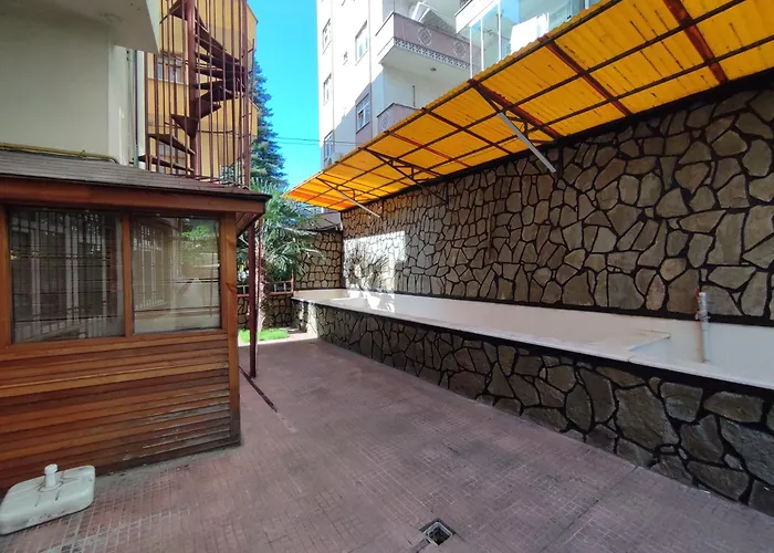 Large House Trebizonda